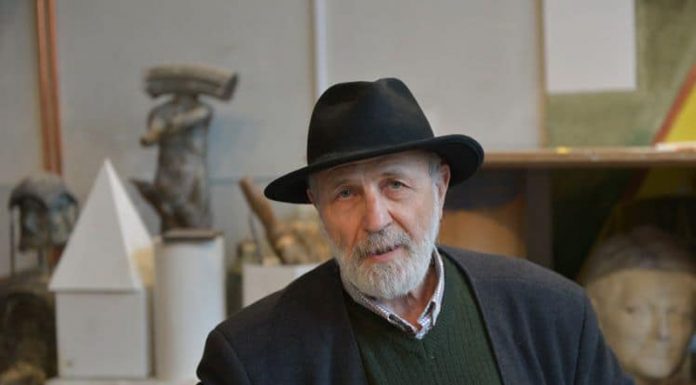 Premiul „Restitutio. Brâncuși”, acordat în acest an sculptorului Vlad Ciobanu