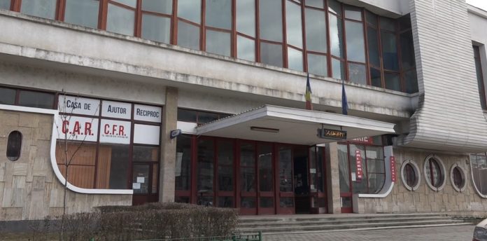 Mai bine de 100.000 de lei pentru paza gării din Târgu-Jiu