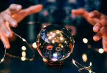 A vrut să scape de probleme, dar a rămas fără bijuterii