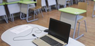 Laptopuri pentru unitățile de învățământ din Gorj