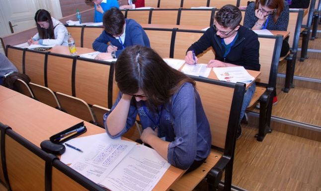 Peste 100 de elevi din Gorj, înscriși la etapa județeană a OSEPI