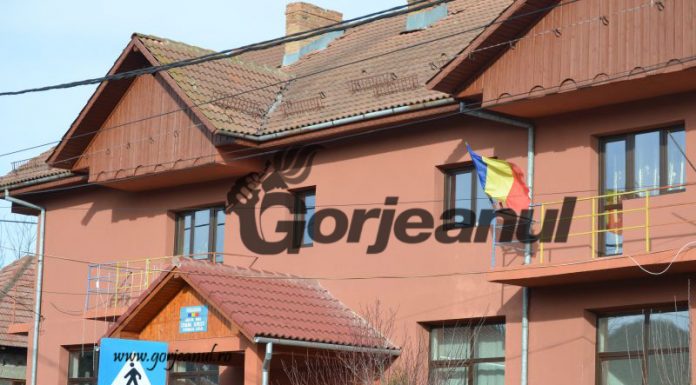 Utilaj de 400.000 de lei pentru o primărie din Gorj