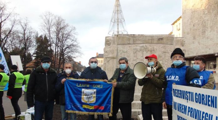 Proteste uriașe la Târgu-Jiu