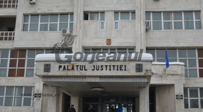 Mandat de arestare pentru un fost polițist local! A furat de la un fost viceprimar!