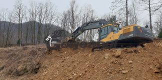 Explozii controlate în Defileul Jiului, la Lainici