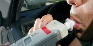 Tânăr prins băut la volan