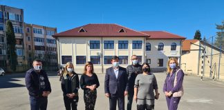 Bază sportivă nouă, la o școală din Târgu-Jiu