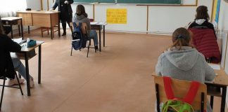 175 de absenți la simularea primei probe a Evaluării Naționale