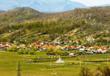 O firmă din Brașov face strategia de dezvoltare a comunei Padeș