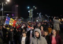 Proteste în desfăşurare şi la această oră!
