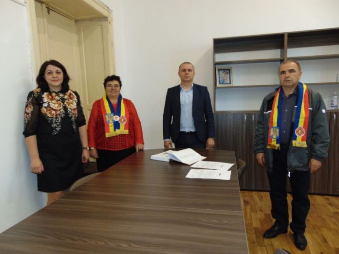 semnare contract (5)