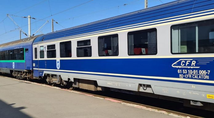Tren Regio-Expres pe ruta Târgu-Jiu – București