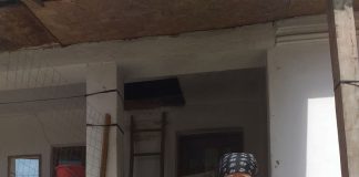 Nu au curent în casa ori becuri pe stâlpi! O pensionară de 92 de ani din Vladimir și fiul cu handicap, obligați să plătească iluminatul public