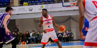 CSM joacă acasă cu Oradea