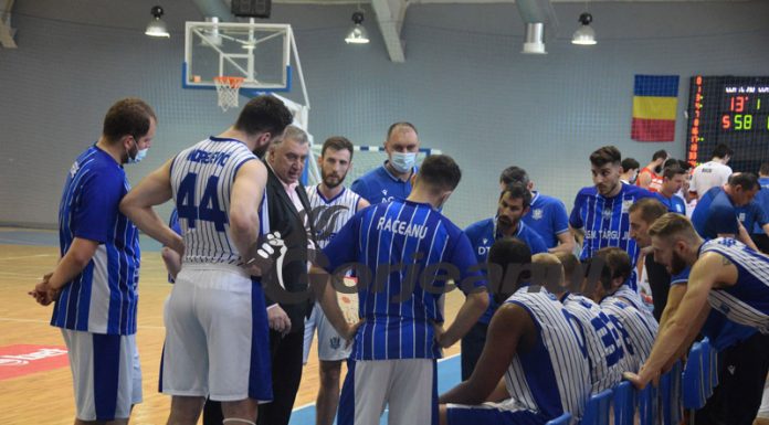 Baschetbaliștii, meciuri cu Pitești și Sibiu