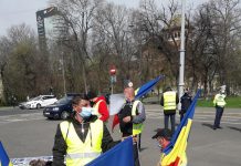 Angajații CEO, aflați în greva foamei la Guvern, au cerut asistenţă medicală