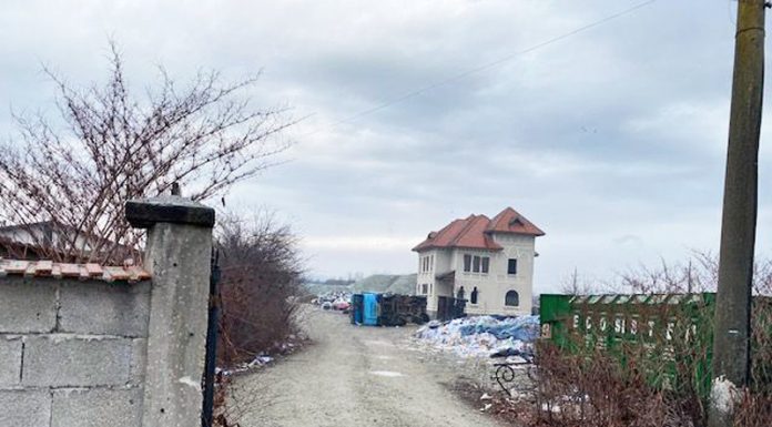 RAPORT: Depozitul de la Băleşti funcţionează ILEGAL! Prefectul sesizează Poliţia