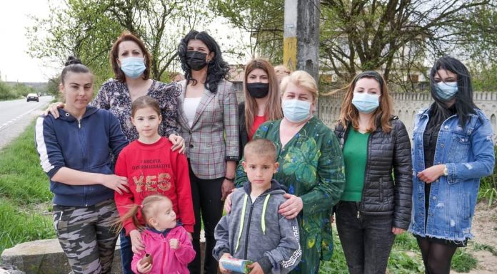 Ajutor de la OFSD Gorj pentru o familie săracă cu trei copii și pentru o vârstnică
