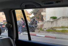 A intrat cu mașina în Casa Tineretului