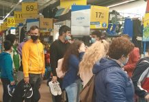 Parlamentarii PNL Gorj le-au făcut bucurii la 40 de copii din DGASDPC