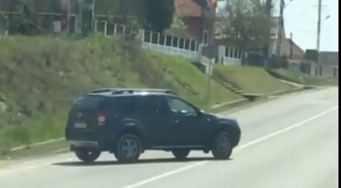 VIDEO: Primarul de Bâlteni a călcat linia continuă și a scăpat netaxat