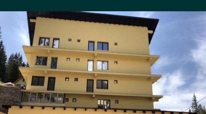 Pensiune cu 27 de camere, situată în Rânca, scoasă la vânzare cu 1,1 milioane de euro!