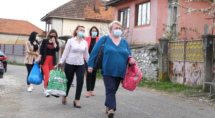 Acțiune caritabilă a femeilor din PSD Gorj