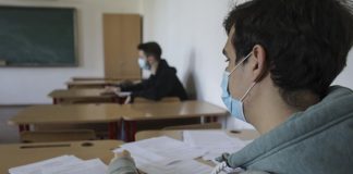 Elevii din anii terminali au reluat cursurile