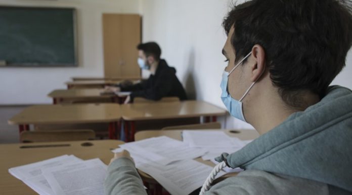 Elevii din anii terminali au reluat cursurile