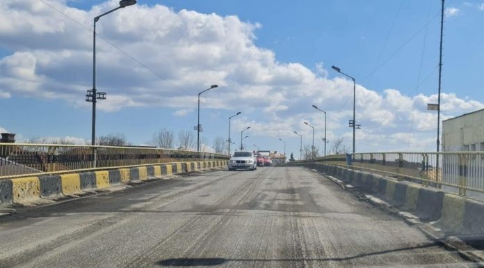 Anunț pentru șoferi: Pasarela din Târgu-Jiu, închisă pentru asfaltare