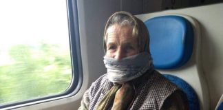O pensionară din Turburea trăiește fără curent de peste 15 ani! Are nevoie de ajutor