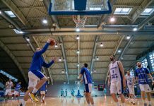 Ultimele două meciuri pentru echipa de baschet