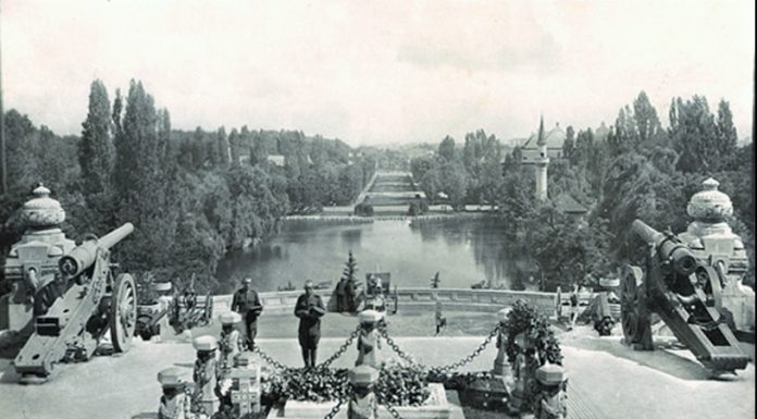 Ceremonia înhumării „Ostașului Necunoscut”