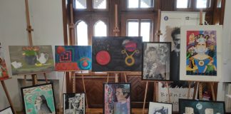 Lucrări deosebite la expoziția ,,Absolventul” a elevilor de la Liceul de Arte și Liceul Teologic din Târgu-Jiu