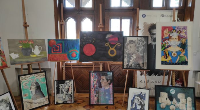 Lucrări deosebite la expoziția ,,Absolventul” a elevilor de la Liceul de Arte și Liceul Teologic din Târgu-Jiu