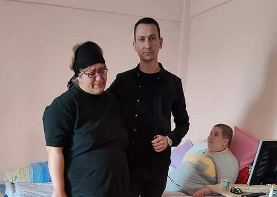 Văduva cu doi copii minori, ajutată de liderii AUR Gorj