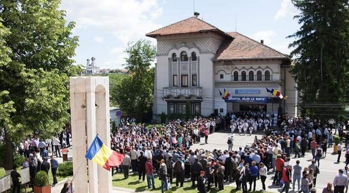 Duminică se urcă oile la Novaci dar fără formații din țară