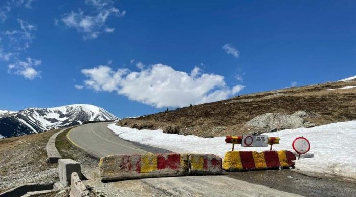 Prefectul în control pe Transalpina, niciun muncitor