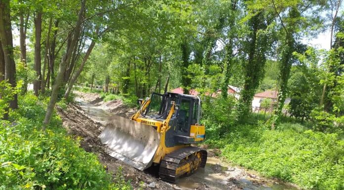 SGA Gorj execută lucrări pe cursurile de apă