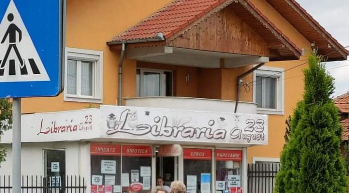 Două șoferițe s-au acuzat reciproc după o tamponare