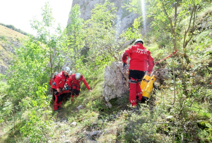 Salvați de pe munte