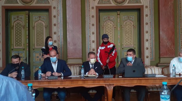 Nicio soluţie de la parlamentarii PNL şi USR pentru angajaţii CEO!