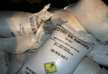 Tone de azotat de amoniu, depozitate necorespunzător. Poliția a întocmit dosar penal!