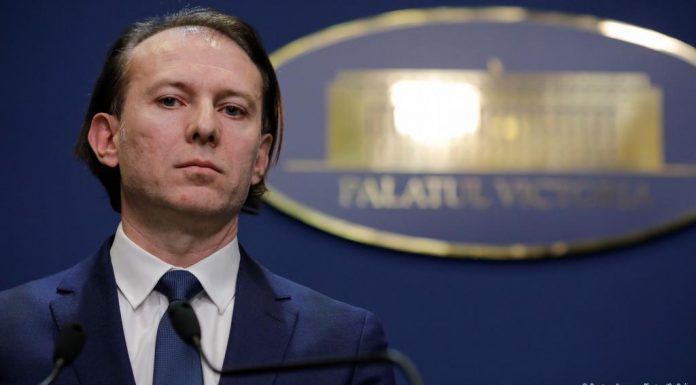 Guvernul Cîţu scoate vaccinurile la vânzare! Nu are ce să facă cu serurile anti-Covid!