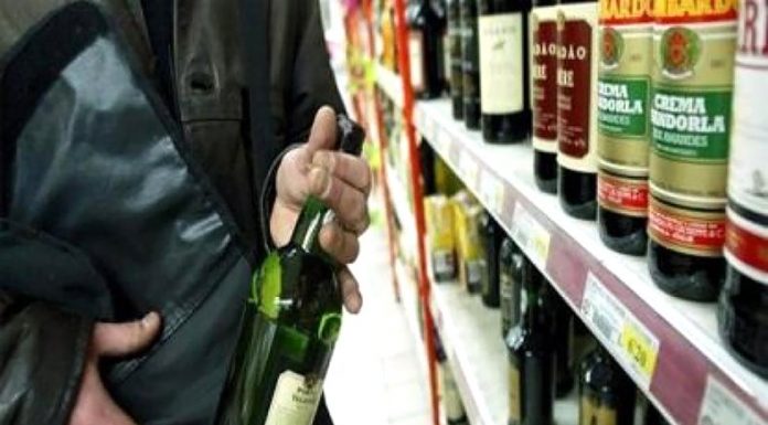 Tânăr din Rovinari, cercetat pentru furt