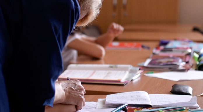 Înscrierile la concursul pentru acordarea gradațiilor de merit, aproape de final