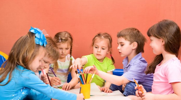 La sfârșitul lunii se dă startul înscrierilor la grădiniță. Reînscrierile încep astăzi