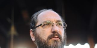 Educaţia credinţei…şi «Lecţia» de viaţă! – Interviu cu Părintele Prof. univ. dr. Constantin Necula, Prodecanul Facultăţii de Teologie Ortodoxă «Andrei Şaguna» din Sibiu – ,,Credinţa este un act de încredințare, nu de credulitate programată şi naivă”!