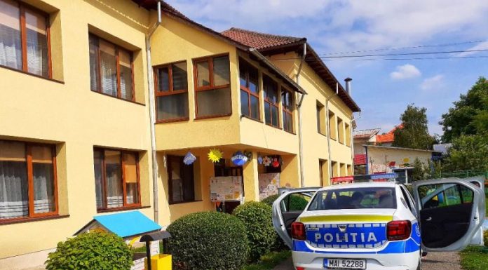 ,,Polițiști în acțiune”, la Grădinița cu Program Prelungit ,,Mihai Eminescu”