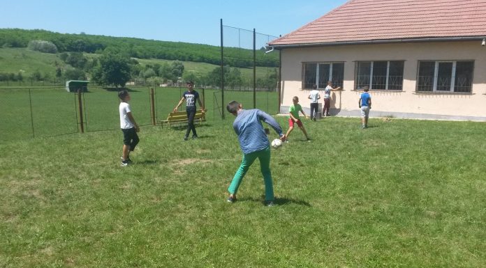 Școală din Cătunele, extinsă pe bani europeni